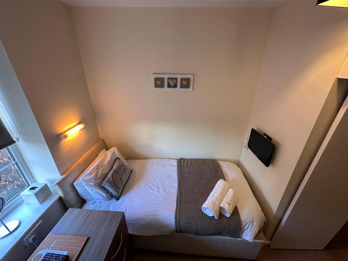 Pine Lodge Hotel & Restaurant แมนส์ฟีลด์ ภายนอก รูปภาพ